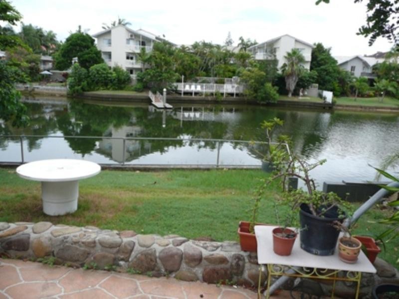 2/14 Paradise Island, Surfers Paradise QLD 4217