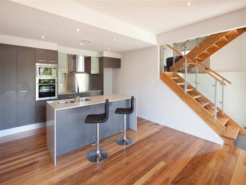 11 Kate Street, Southport QLD 4215