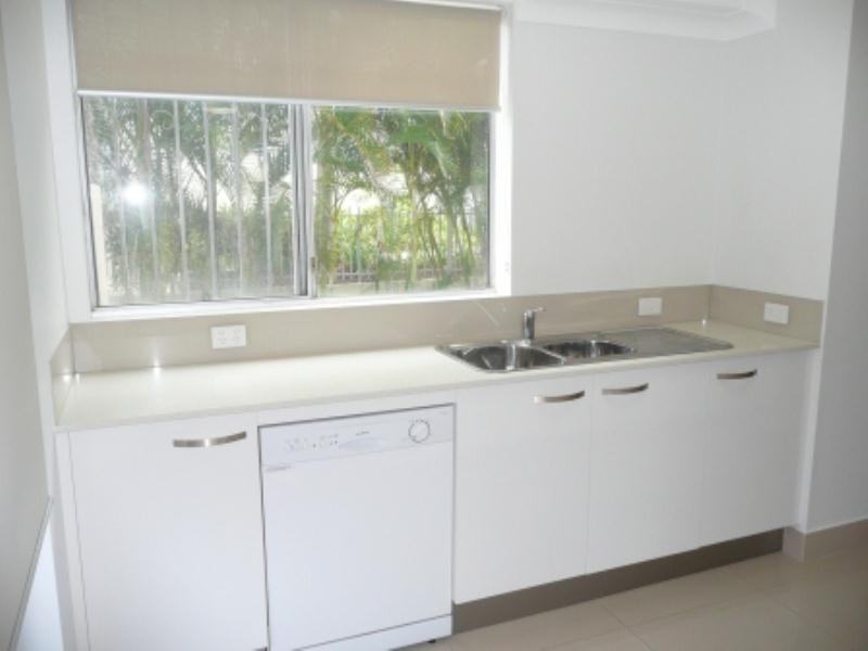 2-6 Aubrey Street, Surfers Paradise QLD 4217