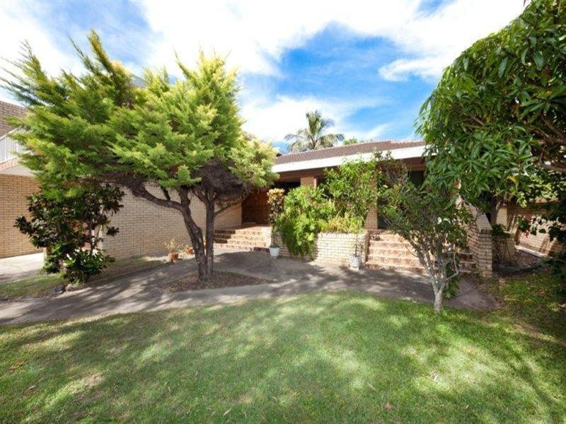 8 Midshipman Court, Surfers Paradise QLD 4217