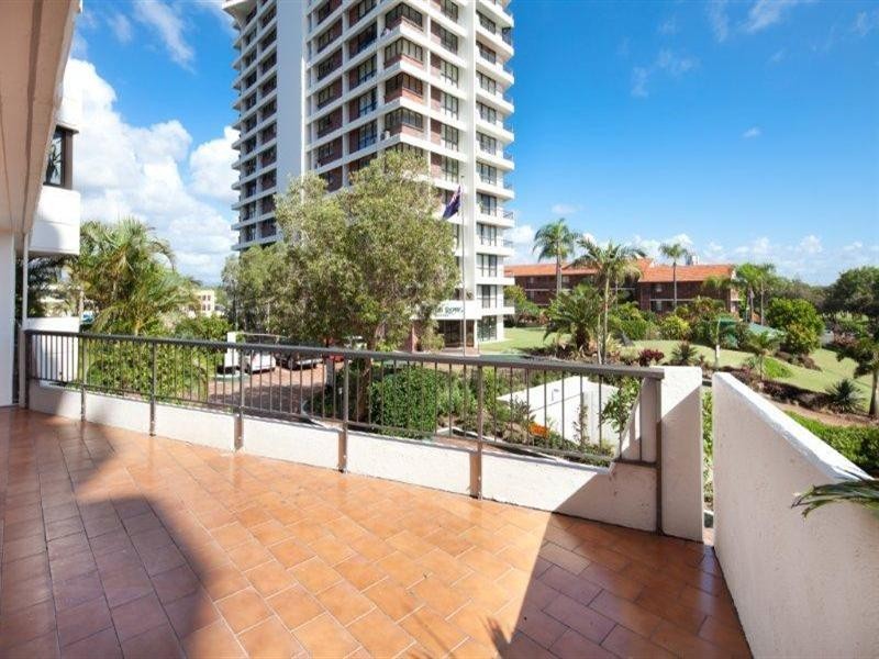 6 Kings Row South. 18 Commodore Drive, Surfers Paradise QLD 4217
