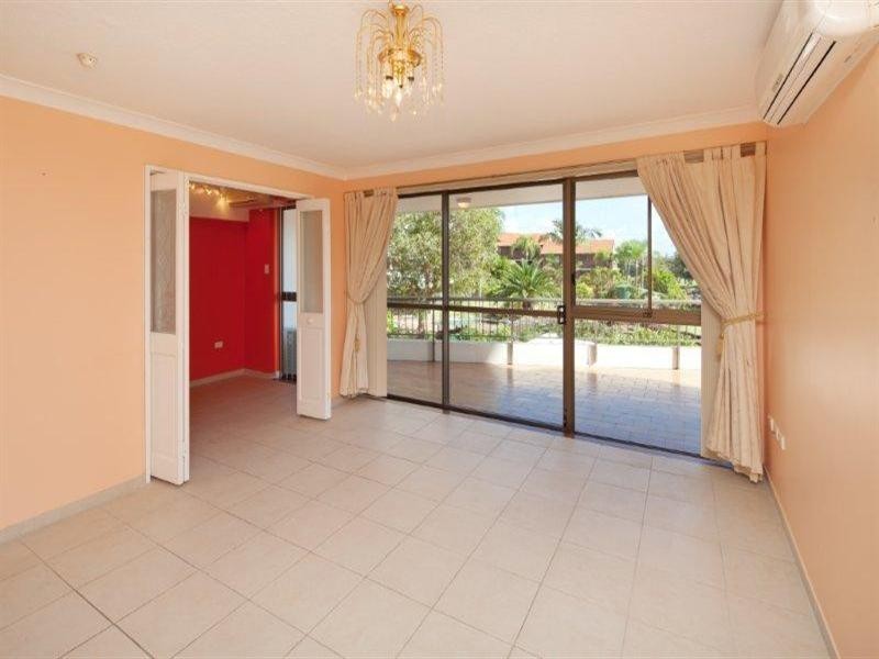 6 Kings Row South. 18 Commodore Drive, Surfers Paradise QLD 4217