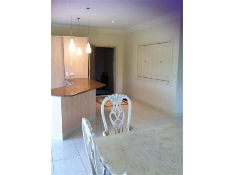 2-1 Pinnaroo Street, Hope Island QLD 4212