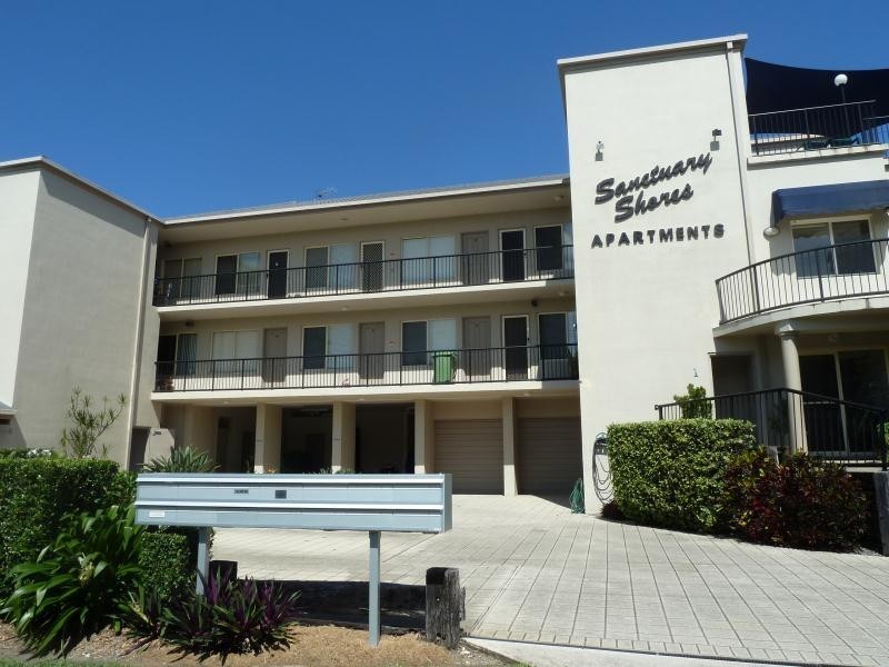 2-1 Pinnaroo Street, Hope Island QLD 4212