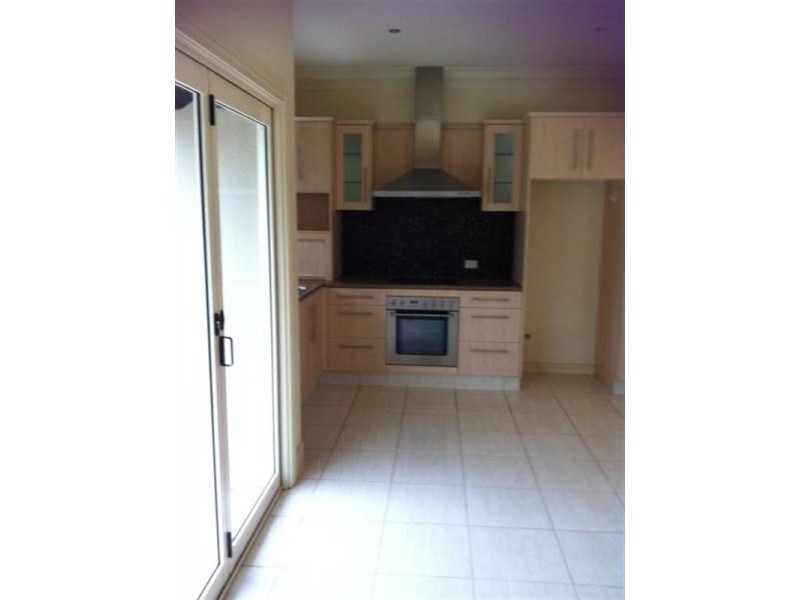 2-1 Pinnaroo Street, Hope Island QLD 4212