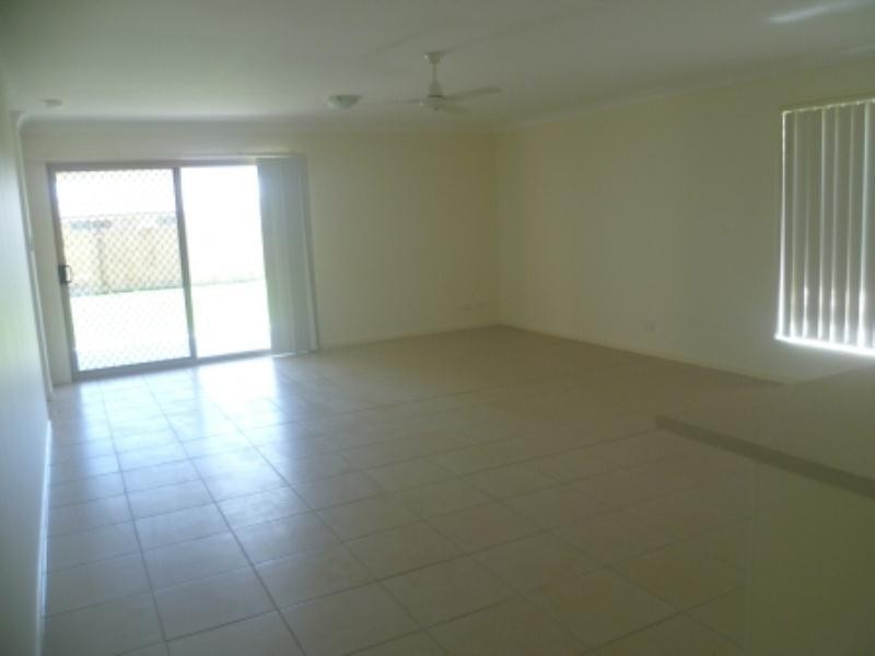 5 Parkview Place, Laidley QLD 4341