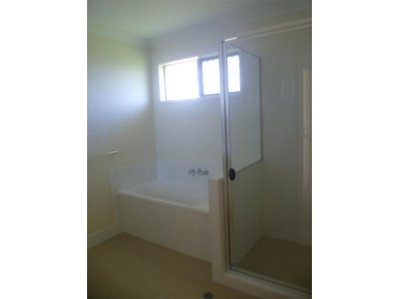 5 Parkview Place, Laidley QLD 4341