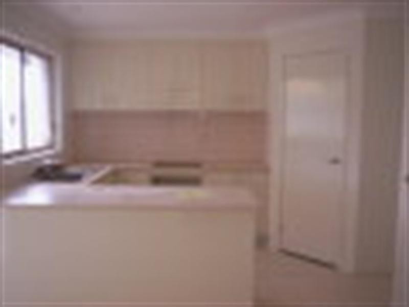 9 Burr Court, Pacific Pines QLD 4211