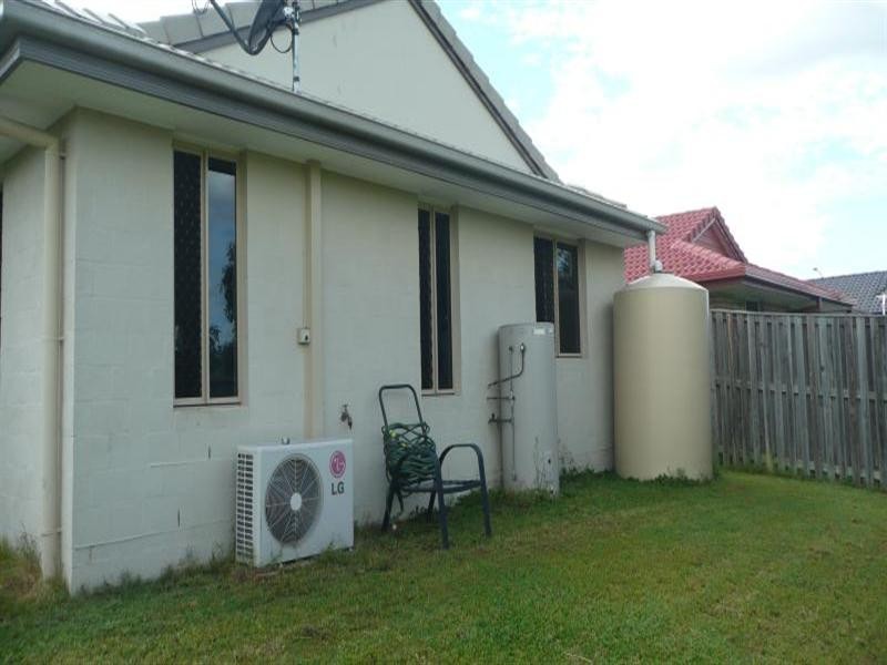 9 Burr Court, Pacific Pines QLD 4211