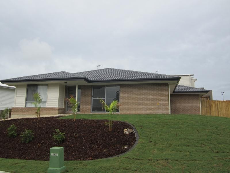 6 Venetian Way, Coomera QLD 4209