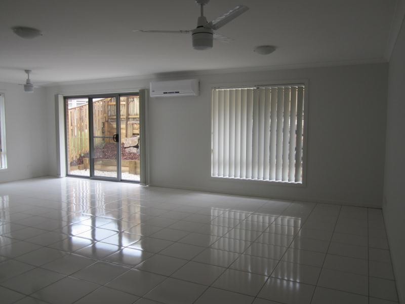 6 Venetian Way, Coomera QLD 4209