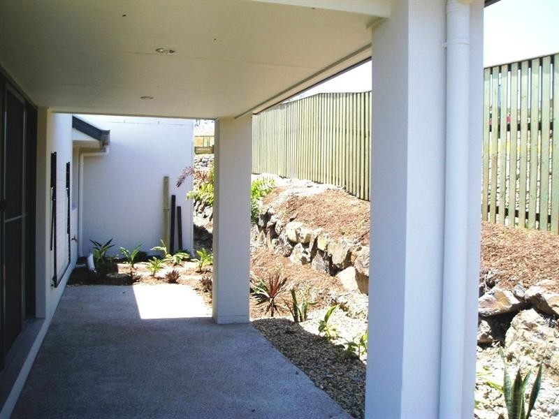 1/1 Brunswick Street, Pacific Pines QLD 4211