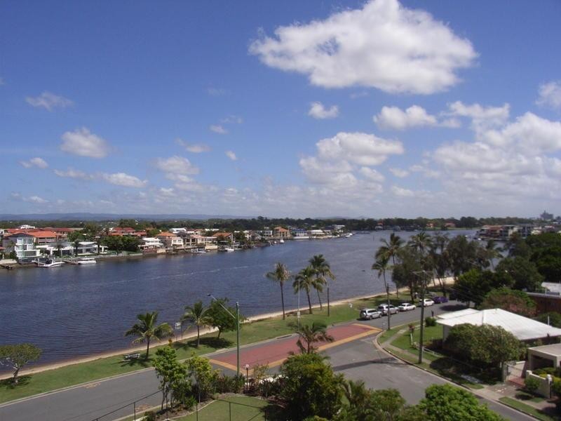 3 River Drive, Surfers Paradise QLD 4217