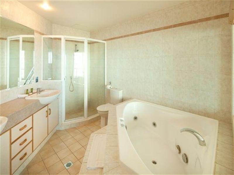 3400 Surfers Paradise Boulevard, Surfers Paradise QLD 4217