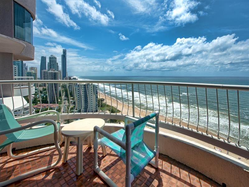 4 Thornton Street – Acapulco, Surfers Paradise QLD 4217