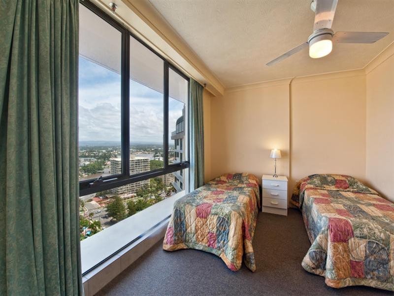 4 Thornton Street – Acapulco, Surfers Paradise QLD 4217