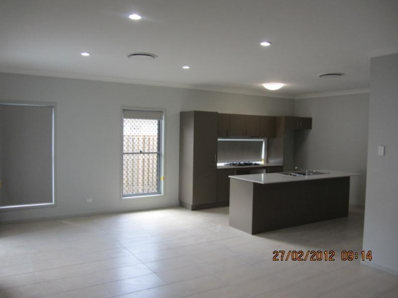 20 Galley Road, Hope Island QLD 4212