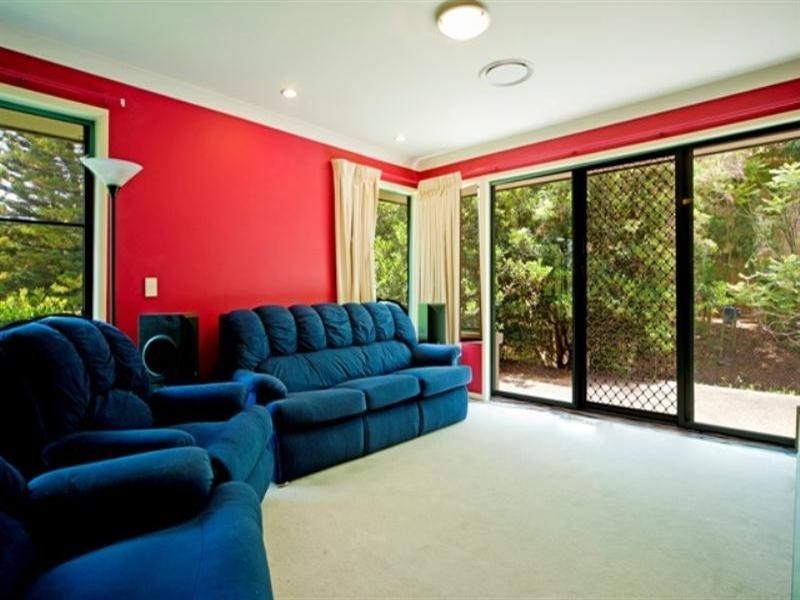 1/19 Santa Barbara Road, Hope Island QLD 4212