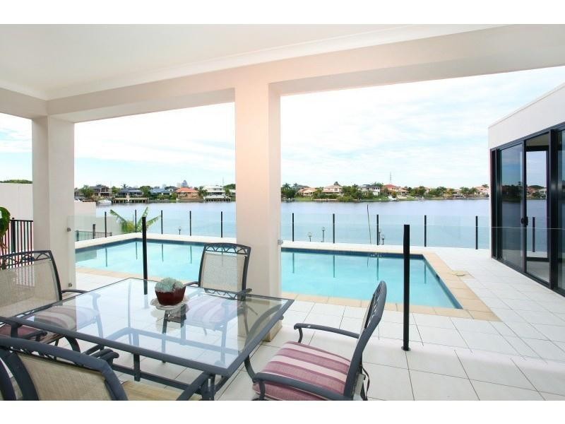 16 Clear Water Bay Avenue, Clear Island Waters QLD 4226