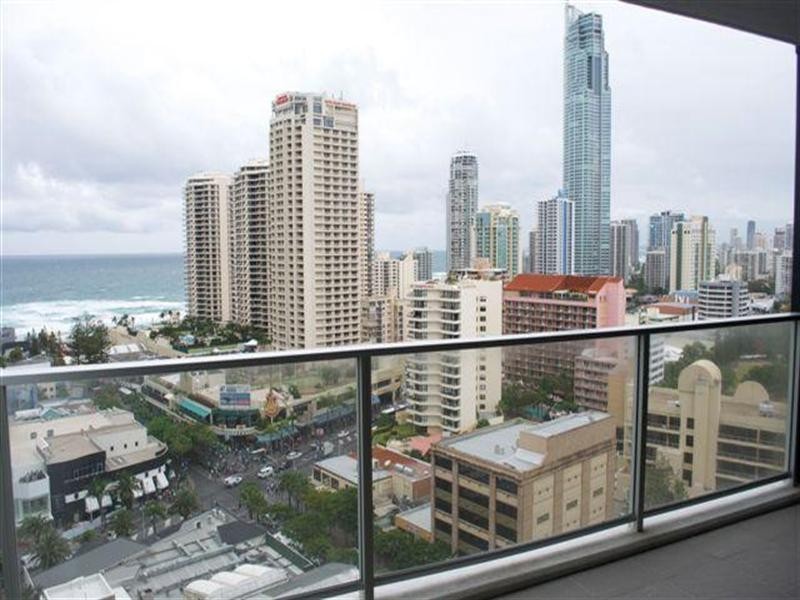 9 Ferny Avenue, Surfers Paradise QLD 4217