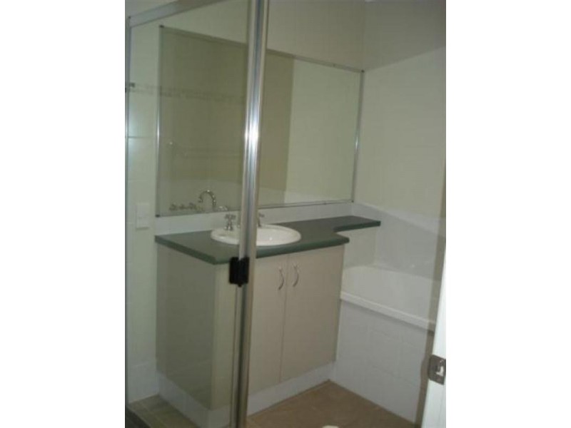 1/2 Duce Court, Upper Coomera QLD 4209