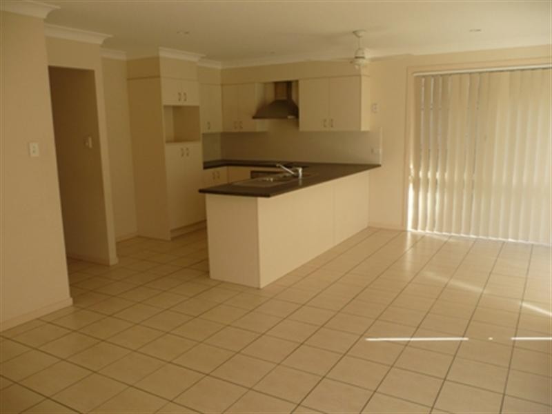 81 Collins Street, Collingwood Park QLD 4301