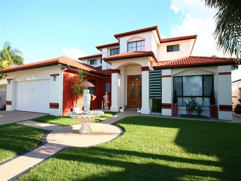 42a Montevideo Drive, Clear Island Waters QLD 4226