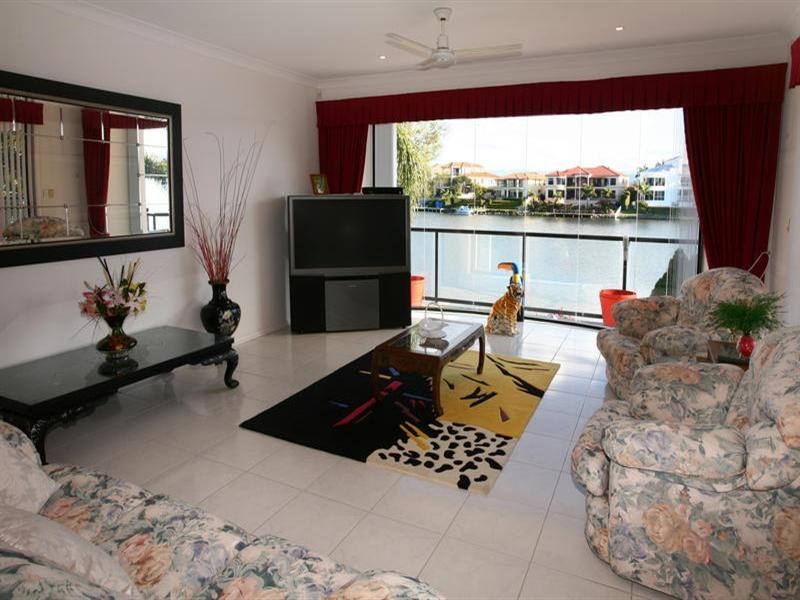 42a Montevideo Drive, Clear Island Waters QLD 4226