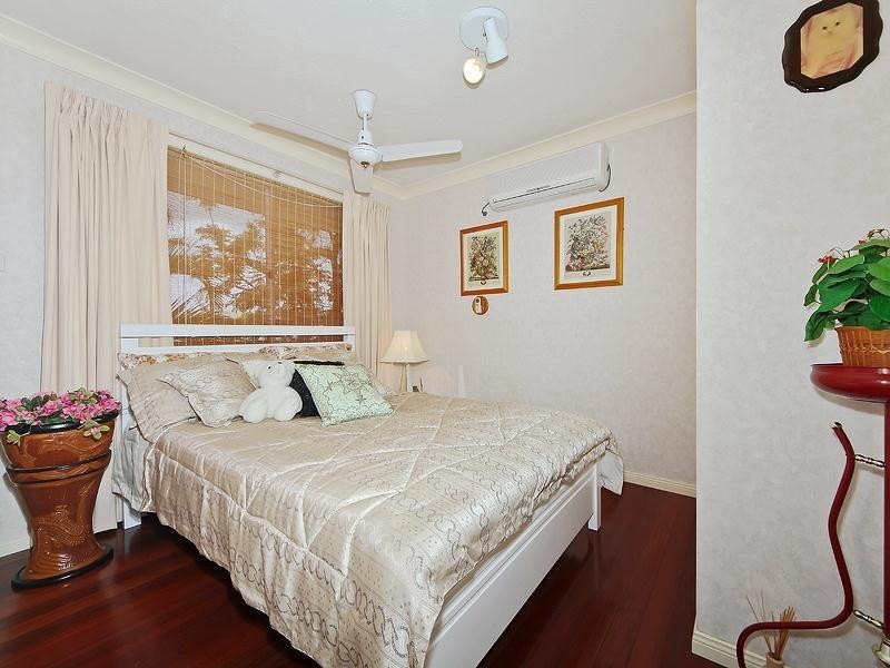 34/2 St kevins Avenue, Benowa QLD 4217