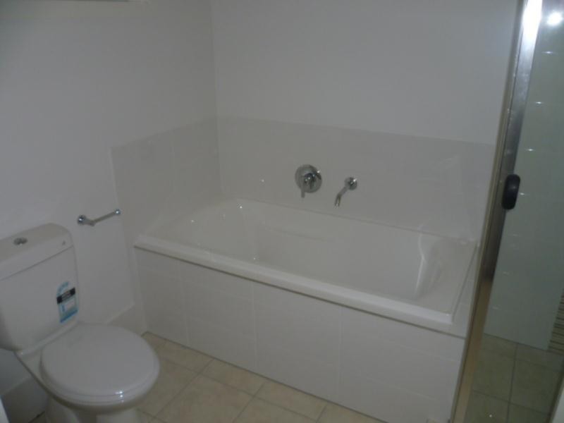 10 Venetian Way, Coomera QLD 4209