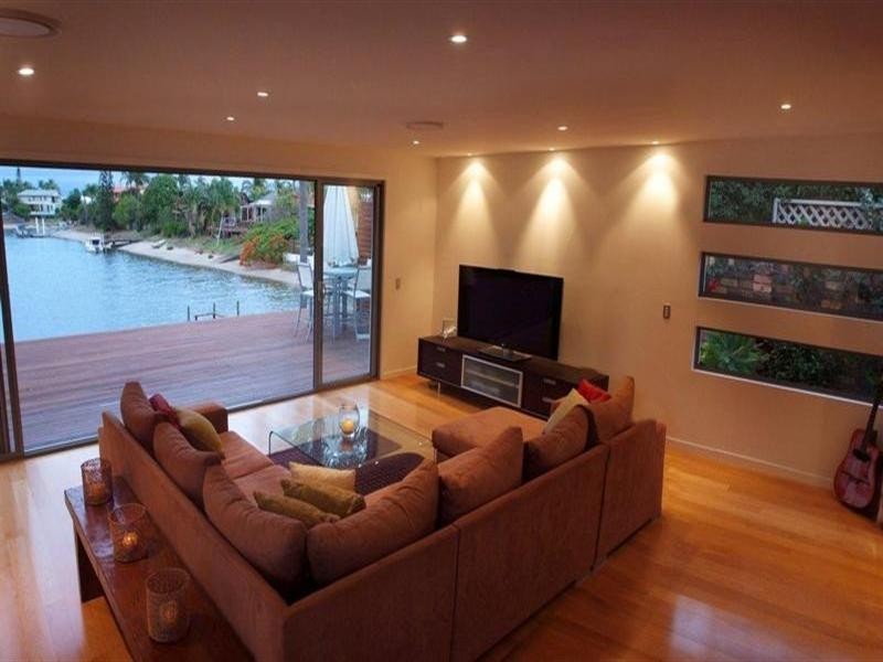 12 Balmoral Avenue, Bundall QLD 4217