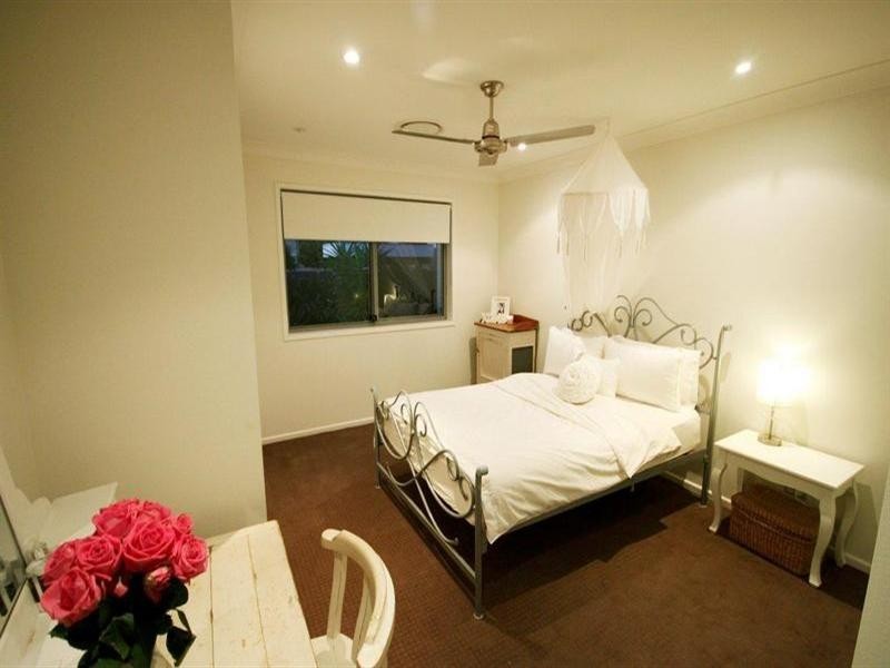 12 Balmoral Avenue, Bundall QLD 4217