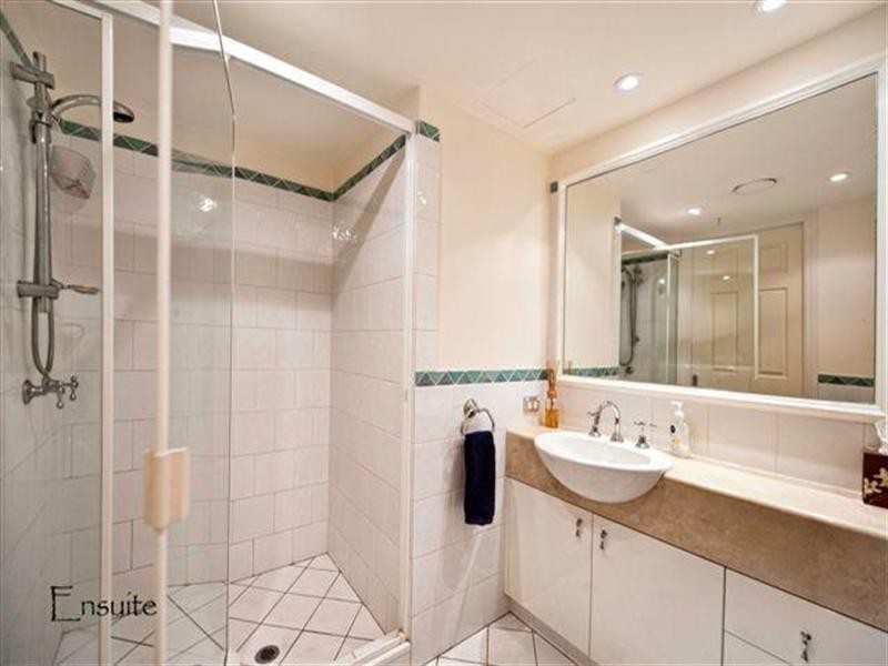 7 Elkhorn Avenue – The Moroccan, Surfers Paradise QLD 4217