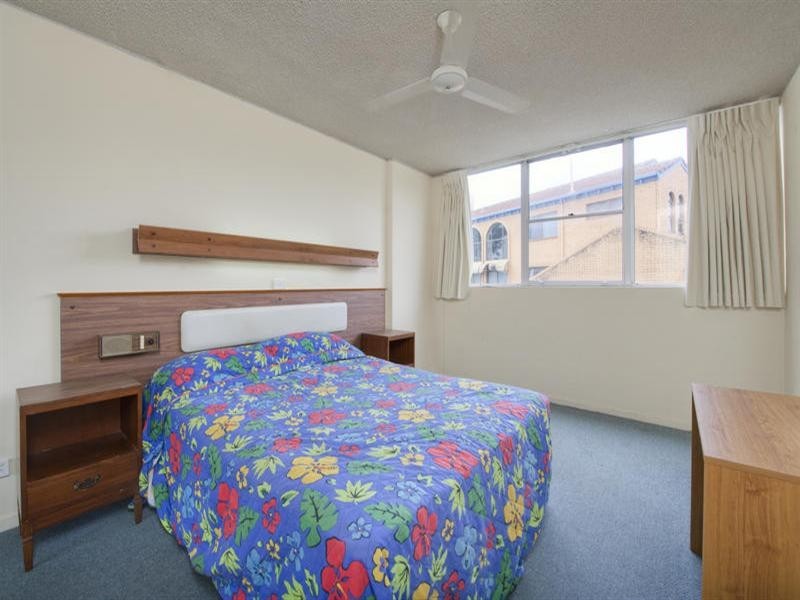 40 Watson Esplanade, Surfers Paradise QLD 4217