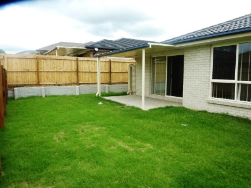 27 Dandenong Avenue, Redbank Plains QLD 4301