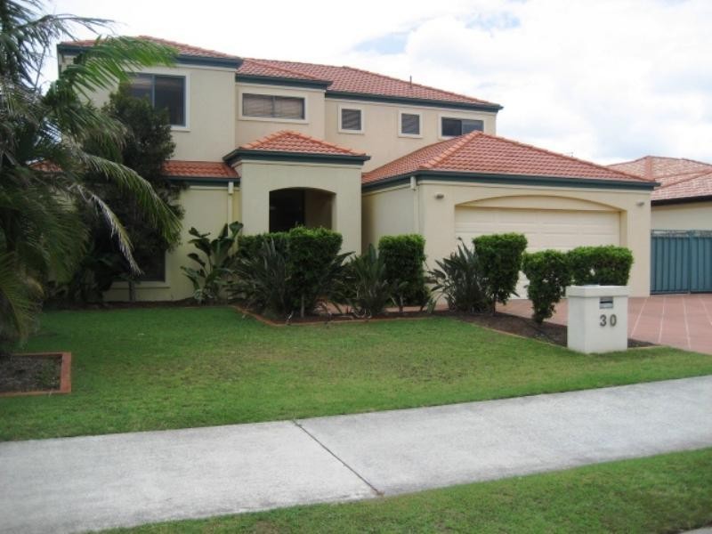 30 John Dalley Drive, Helensvale QLD 4212