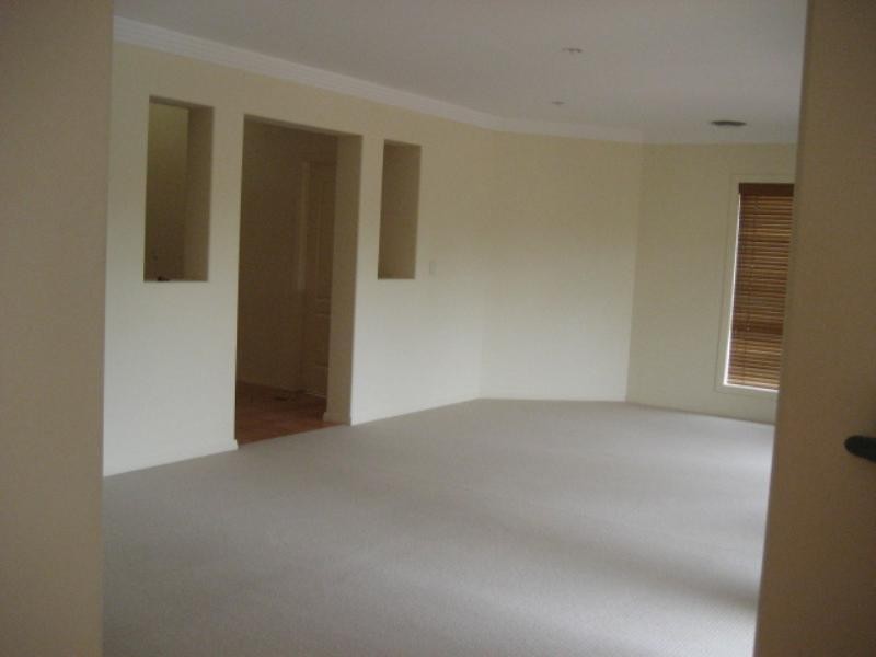 30 John Dalley Drive, Helensvale QLD 4212