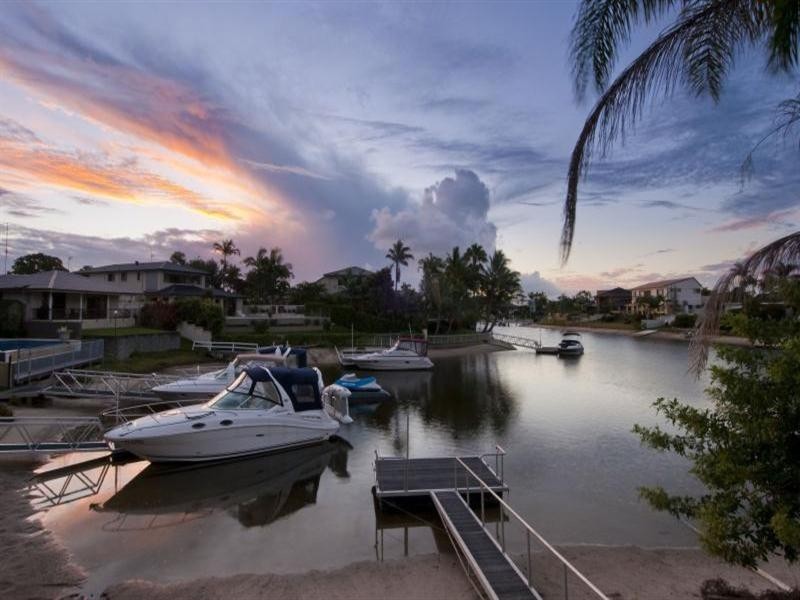 5 Saywell Street, Sorrento QLD 4217
