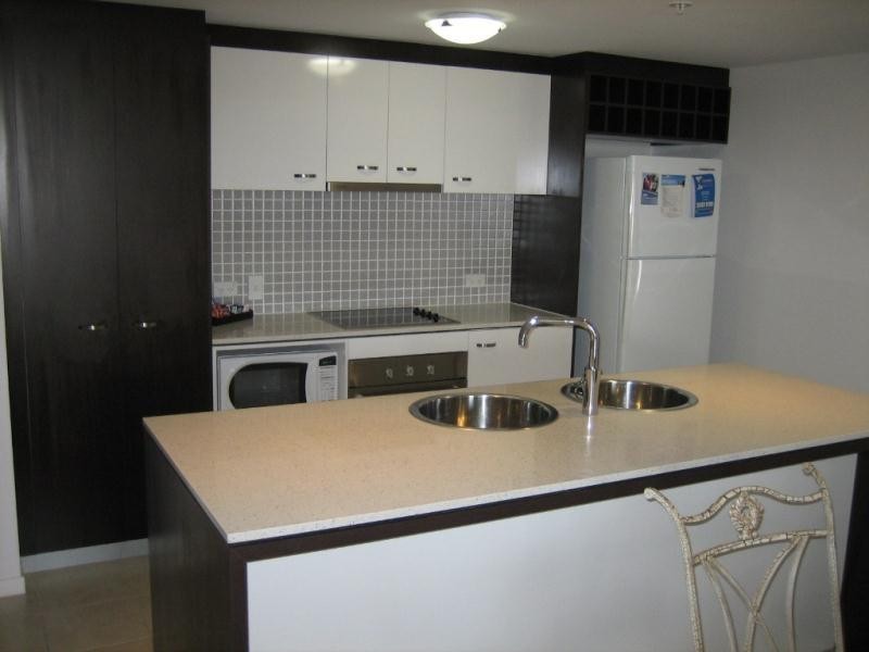 1009-18 Fern Street, Surfers Paradise QLD 4217