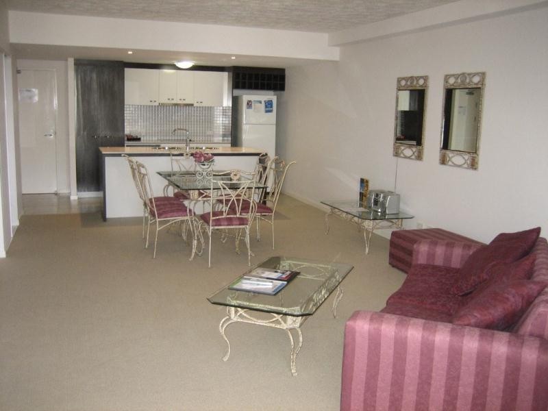 1009-18 Fern Street, Surfers Paradise QLD 4217