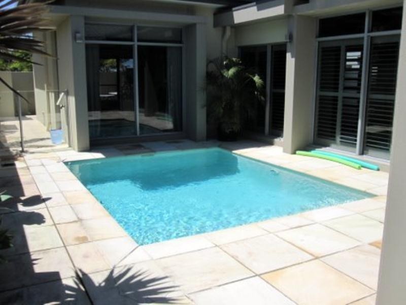 2842 Wyalarah Way, Hope Island QLD 4212