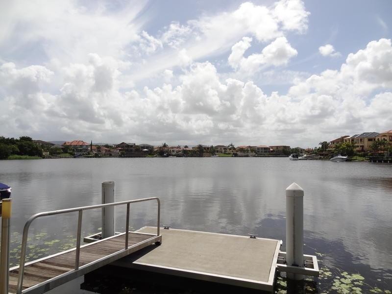 44 Bollard Circuit, Clear Island Waters QLD 4226