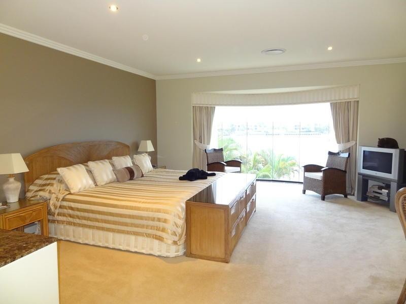 44 Bollard Circuit, Clear Island Waters QLD 4226