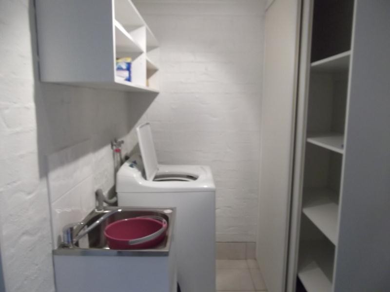 6 Barow Court, Ashmore QLD 4214