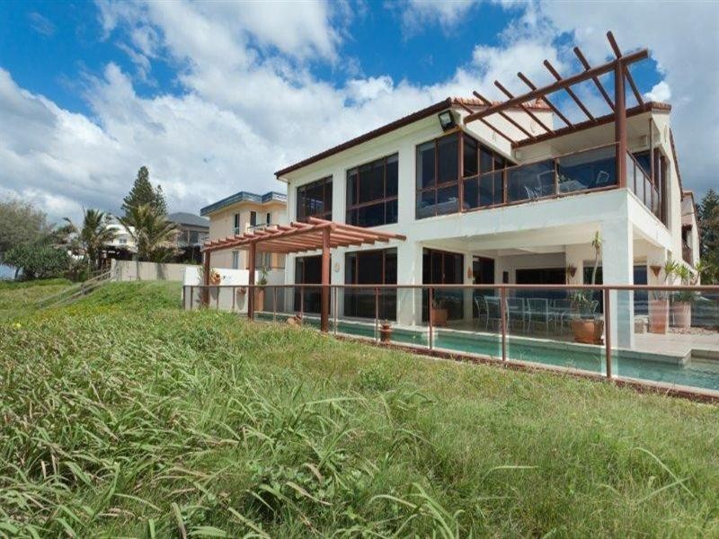 111 Hedges Avenue, Mermaid Beach QLD 4218