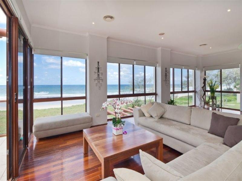 111 Hedges Avenue, Mermaid Beach QLD 4218