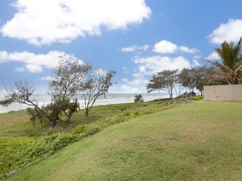 8 Pandanus 62. 107 Hedges Avenue, Mermaid Beach QLD 4218