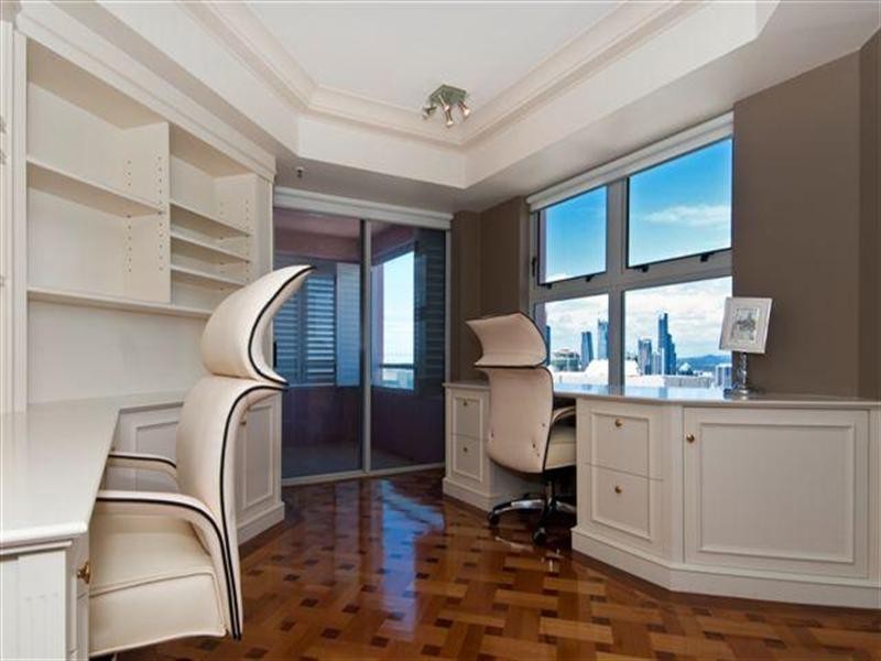 12 Commodore Drive, Surfers Paradise QLD 4217