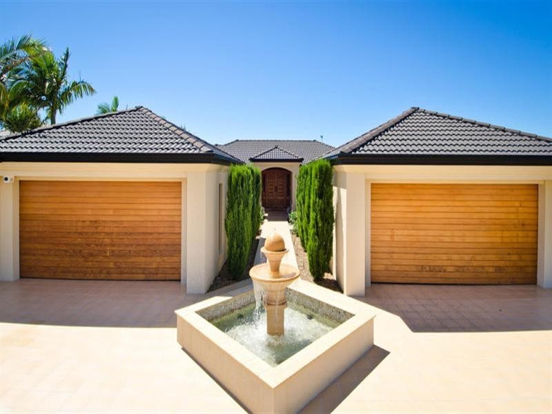 5 Intrepid Drive, Mermaid Waters QLD 4218