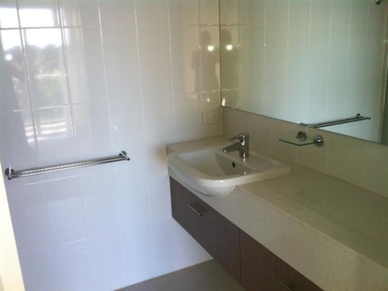 3202 Activa Way, Hope Island QLD 4212